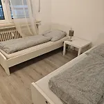 Work And 90 Qm 7 Betten 3 Schlafzimmer Mit Balkon Und Kraftraum 44 Oben Apartament Plettenberg