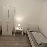 Work And 90 Qm 7 Betten 3 Schlafzimmer Mit Balkon Und Kraftraum 44 Oben * Plettenberg