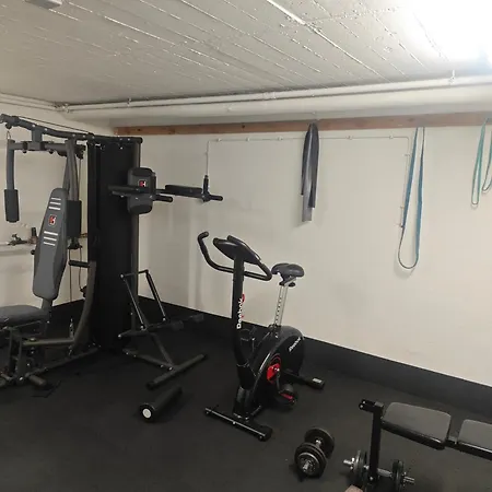 דירה Work And 90 Qm 7 Betten 3 Schlafzimmer Mit Balkon Und Kraftraum 44 Oben