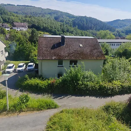 Work And 90 Qm 7 Betten 3 Schlafzimmer Mit Balkon Und Kraftraum 44 Oben דירה *