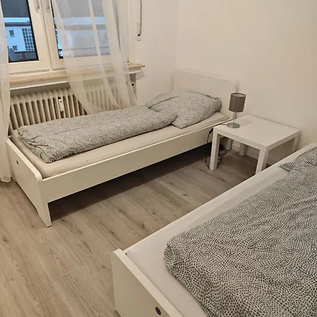 דירה Work And 90 Qm 7 Betten 3 Schlafzimmer Mit Balkon Und Kraftraum 44 Oben פלטנברג