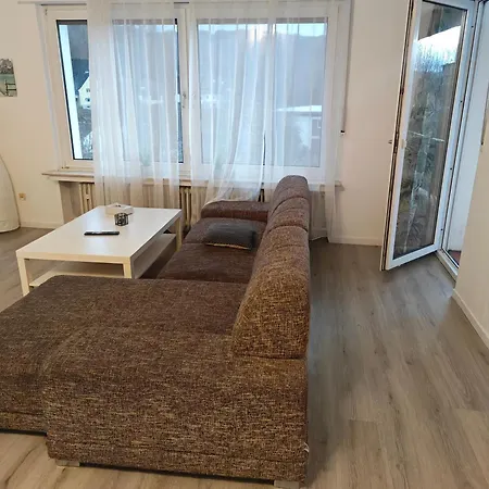 Work And 90 Qm 7 Betten 3 Schlafzimmer Mit Balkon Und Kraftraum 44 Oben Apartment