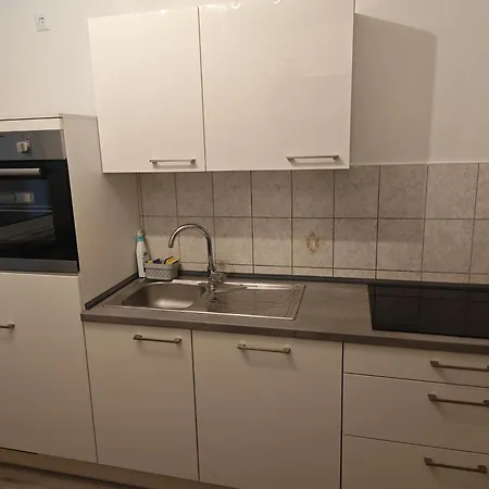 Apartament Work And 90 Qm 7 Betten 3 Schlafzimmer Mit Balkon Und Kraftraum 44 Oben Plettenberg