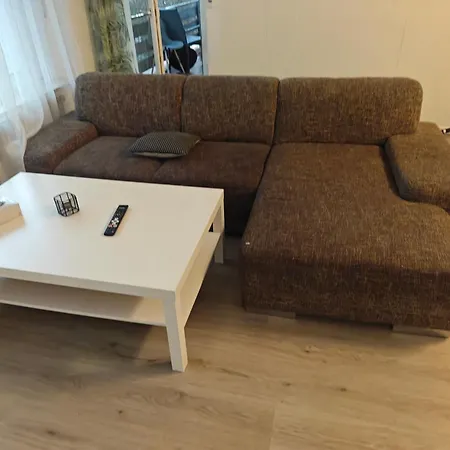 Lejlighed Work And 90 Qm 7 Betten 3 Schlafzimmer Mit Balkon Und Kraftraum 44 Oben *