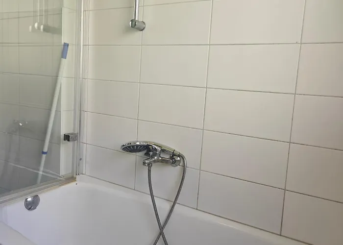 Work And 90 Qm 7 Betten 3 Schlafzimmer Mit Balkon Und Kraftraum 44 Oben Lejlighed Plettenberg