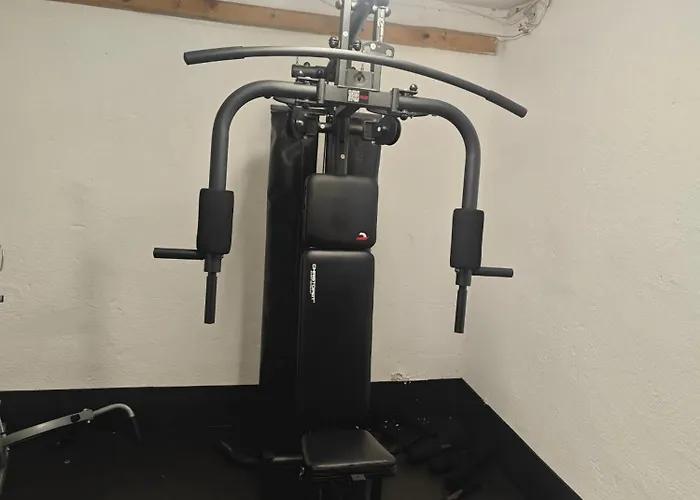 Lejlighed Work And 90 Qm 7 Betten 3 Schlafzimmer Mit Balkon Und Kraftraum 44 Oben *