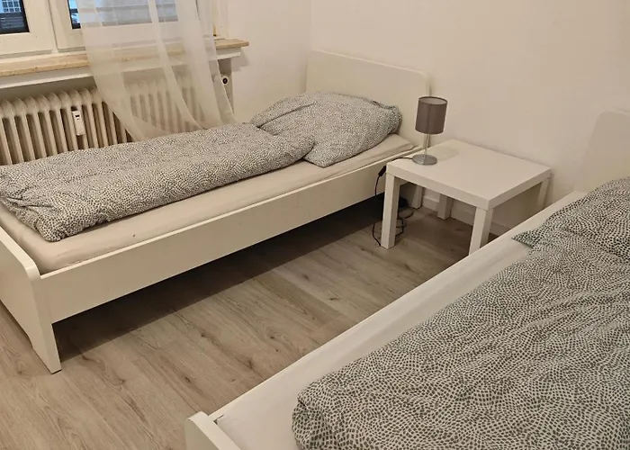 Work And 90 Qm 7 Betten 3 Schlafzimmer Mit Balkon Und Kraftraum 44 Oben Lejlighed Plettenberg