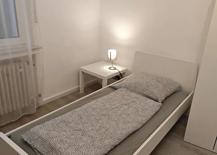 Lejlighed Work And 90 Qm 7 Betten 3 Schlafzimmer Mit Balkon Und Kraftraum 44 Oben *