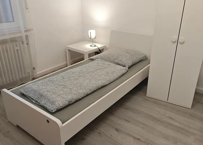 Lejlighed Work And 90 Qm 7 Betten 3 Schlafzimmer Mit Balkon Und Kraftraum 44 Oben Plettenberg