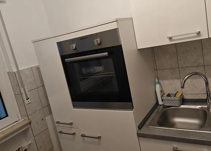 Lejlighed Work And 90 Qm 7 Betten 3 Schlafzimmer Mit Balkon Und Kraftraum 44 Oben Plettenberg