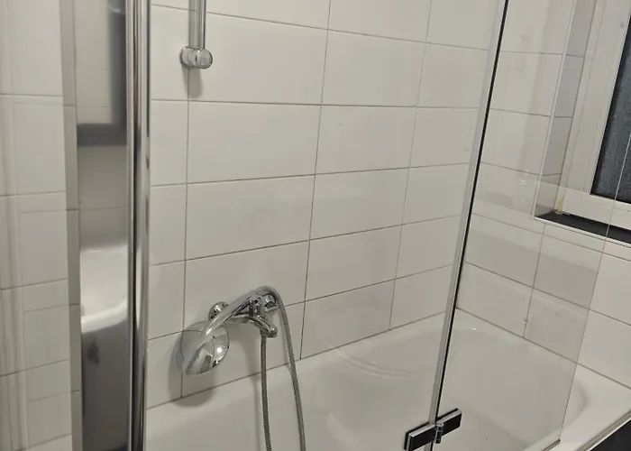 Work And 90 Qm 7 Betten 3 Schlafzimmer Mit Balkon Und Kraftraum 44 Oben