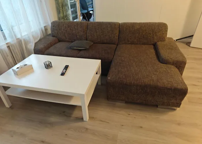 Apartment Work&stay 90 Qm 7 Betten 3 Schlafzimmer Mit Balkon Und Kraftraum 44 Oben *