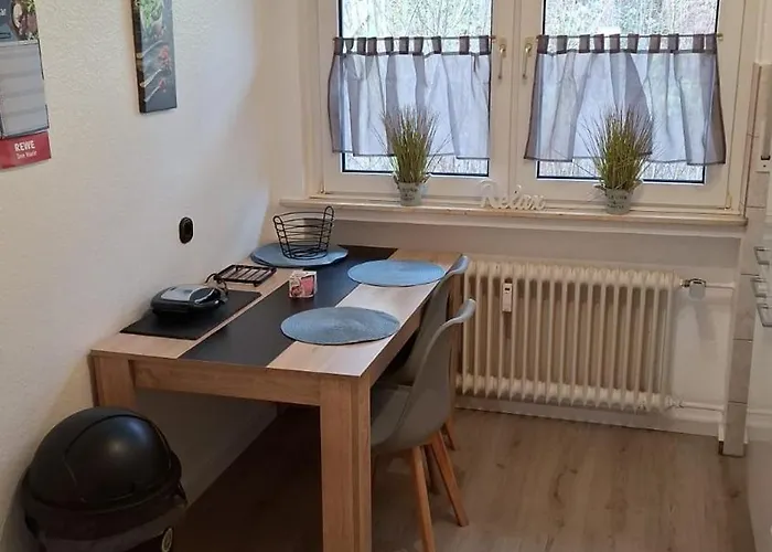 Work And 90 Qm 7 Betten 3 Schlafzimmer Mit Balkon Und Kraftraum 44 Oben * Plettenberg